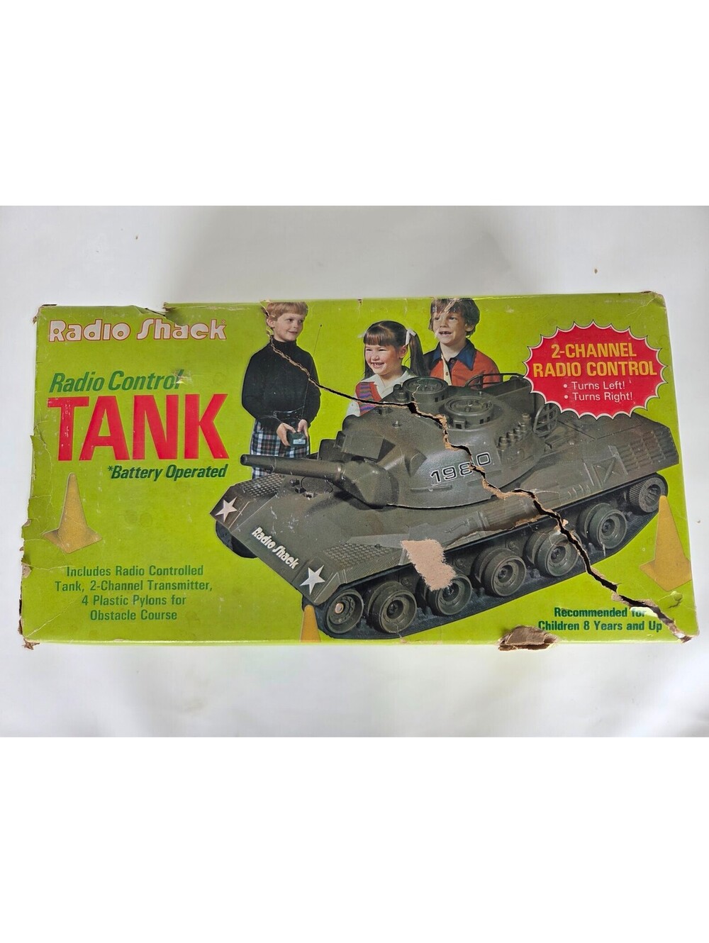 Vintage Radio Shack RC Tank 60-3009 w/ Box Remote & Pylons 1980 Tiger Fighter